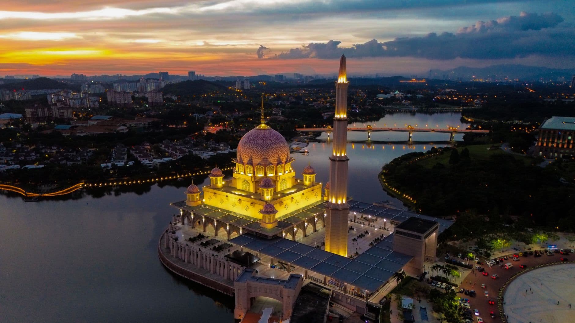 Kuala Lumpur & Langkawi Beach Retreat - 6 Days — Malaysia