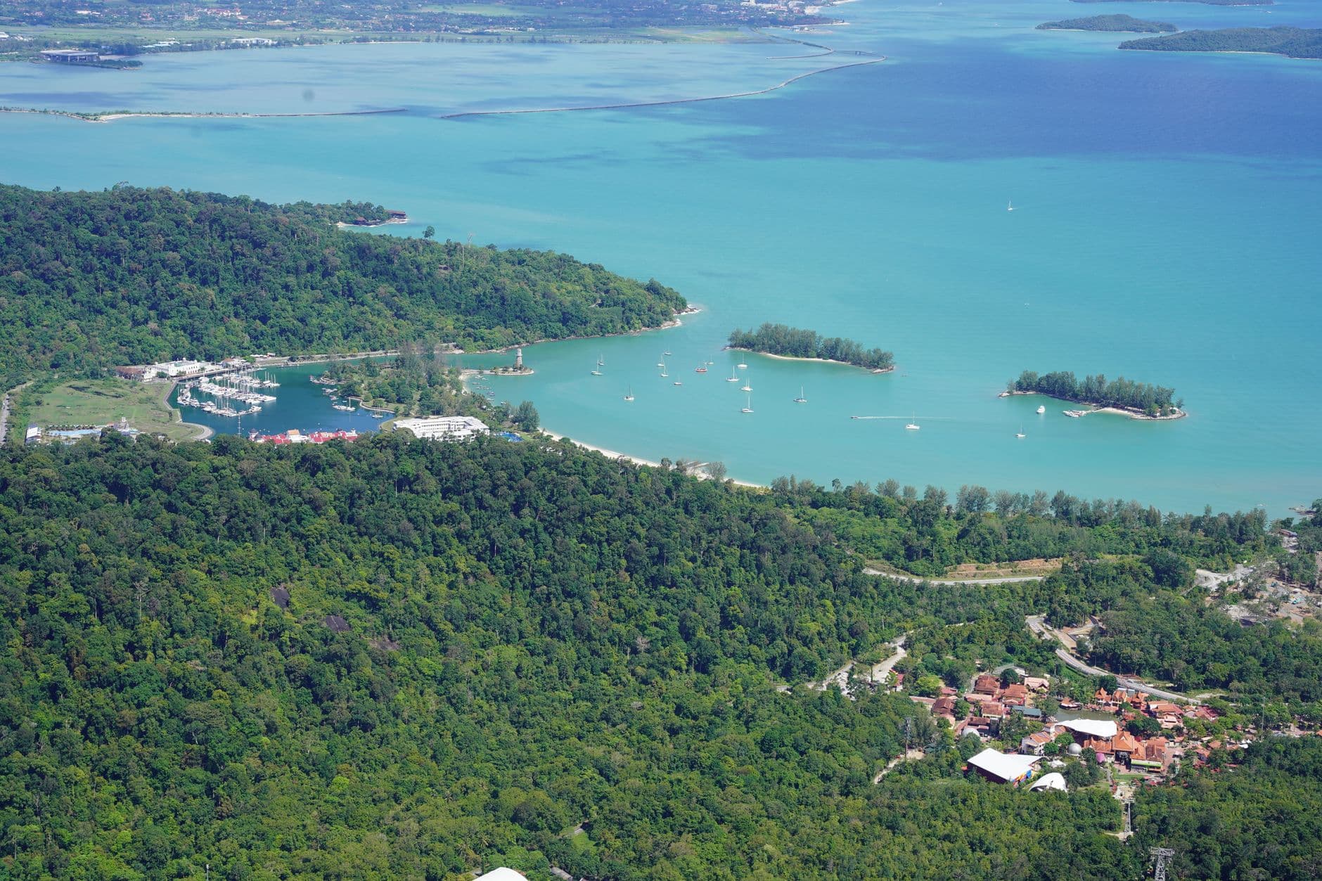 Kuala Lumpur & Langkawi Beach Retreat - 6 Days — photo 4 of 5